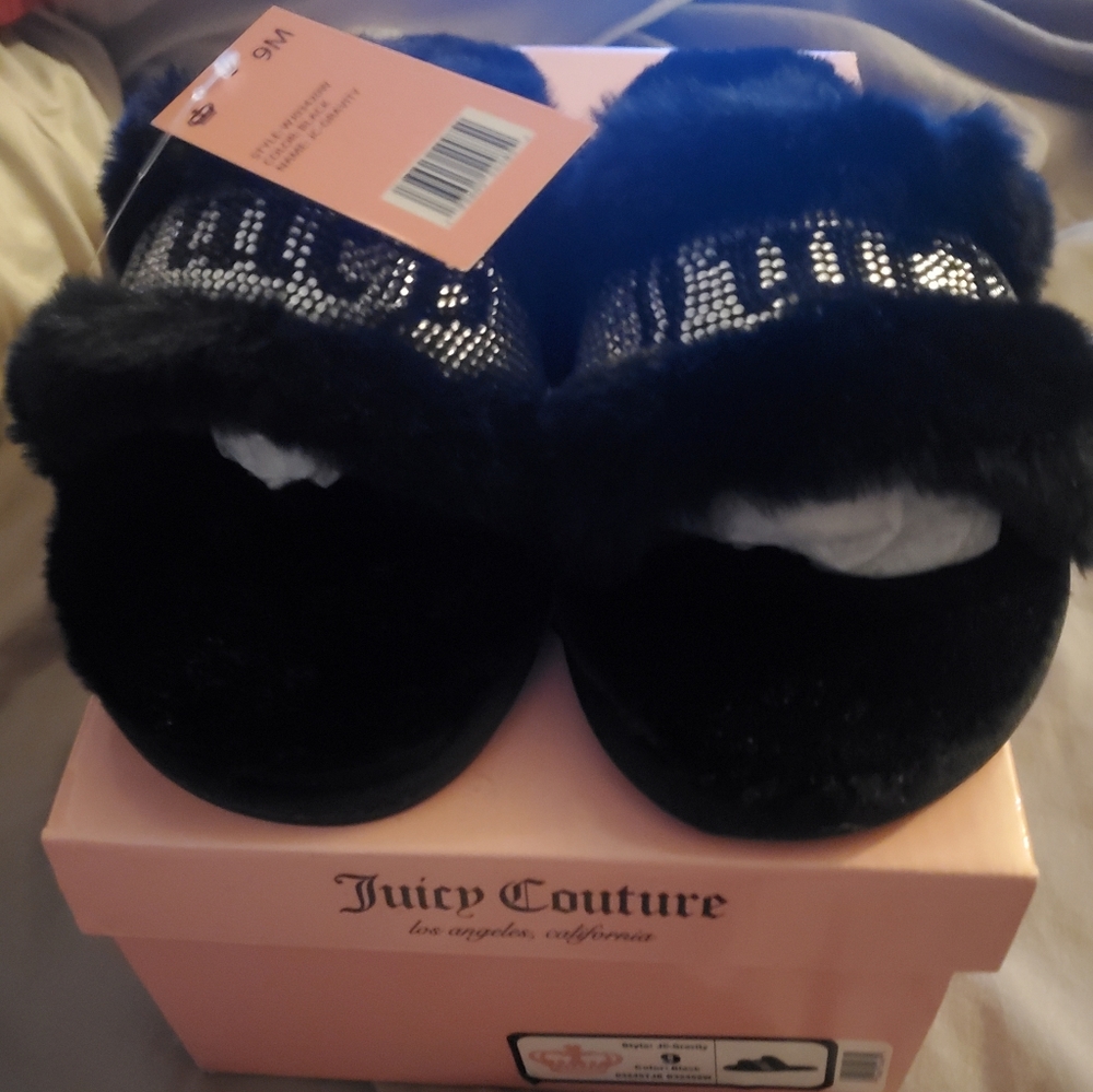 Juicy couture slippers